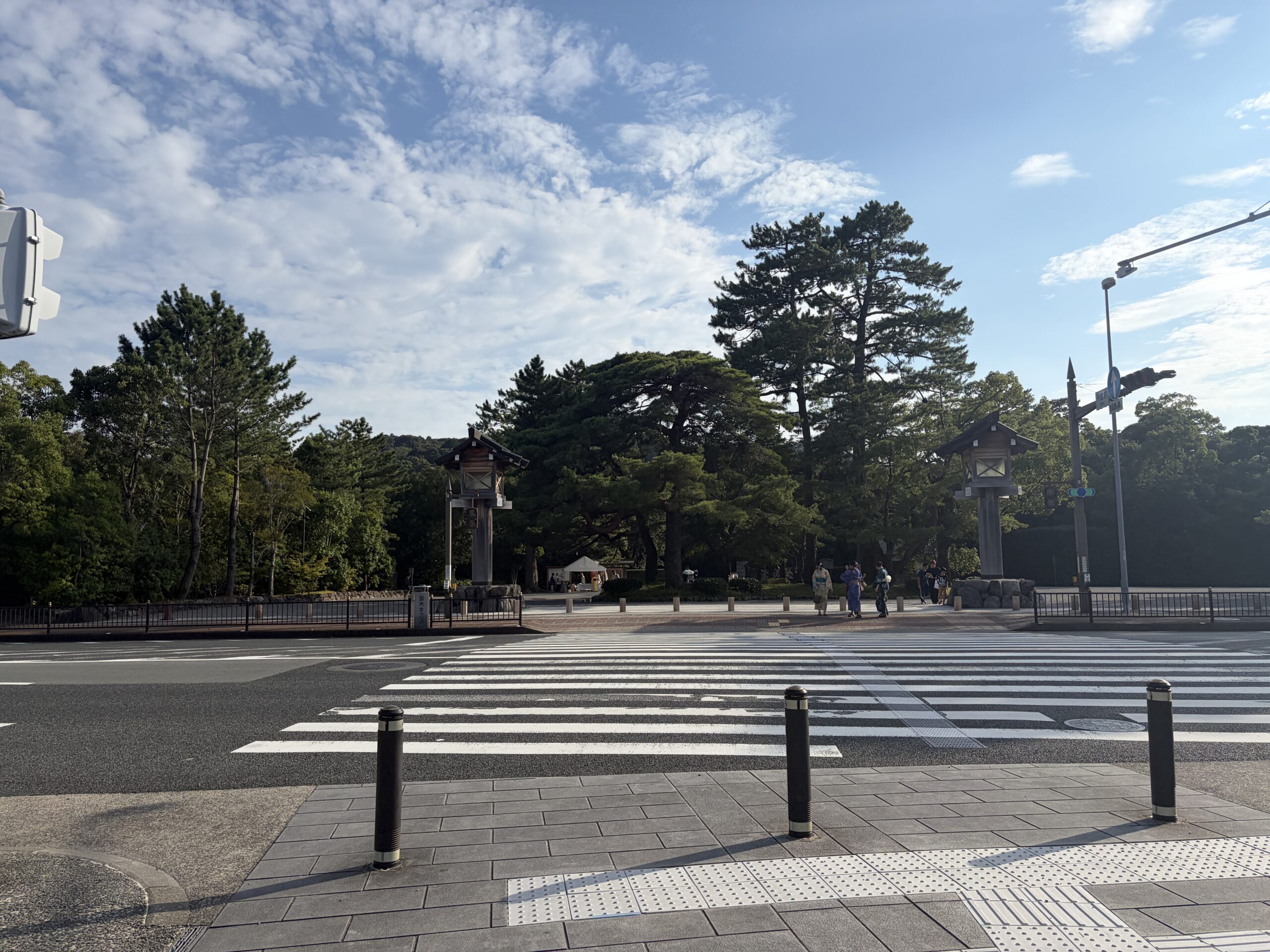 岩戸屋BLOGアイキャッチ　『伊勢神宮「外宮」の読み方は？』